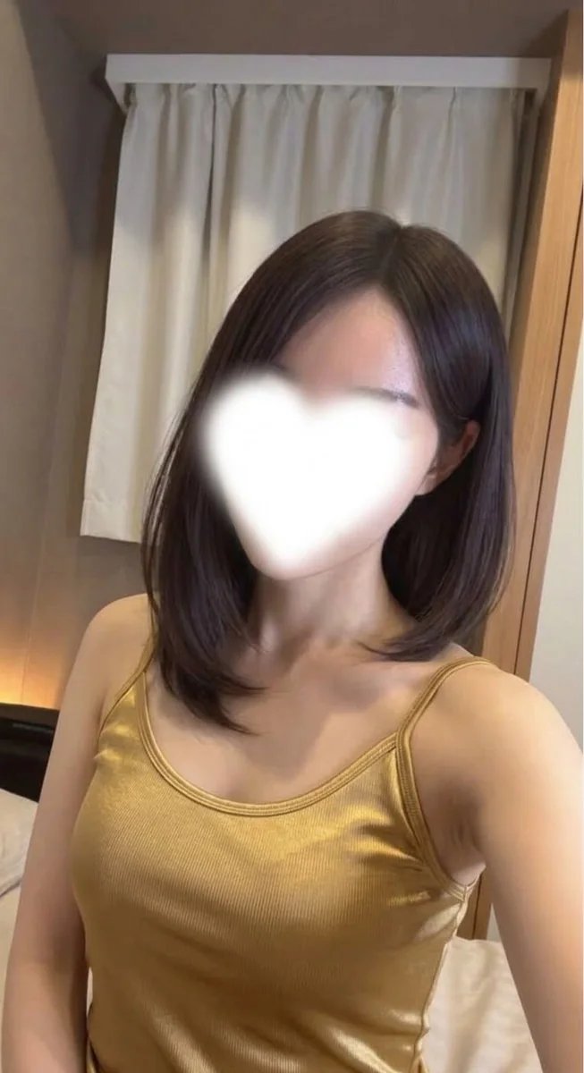 OnePeace_Yuna's tweet photo. ✨ 週末の出勤日のお知らせ ✨
次の出勤日は【 9月11日（金）〜13日（日） 】となります…♡
週末は金・土・日ともに深夜まで営業しております✨
週末枠は埋まりやすいため、お早めのご予約をお待ちしております♪
🔗 ご予約・お問い合わせ▼
https://t.co/6WxiTDBQSg https://t.co/WwjUZLEvEc