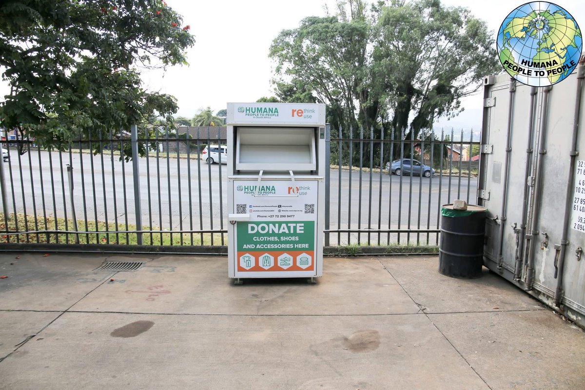 HumanaSA's tweet photo. Clear out your closet &amp; make room for the new season! Drop your gently used clothes at our collection bin at TotalEnergies Southgate.
📍 19 Trelawney Rd, Pietermaritzburg
Easy to spot right at the station! #SpringClean #GiveBack https://t.co/9rpAwPJ0db