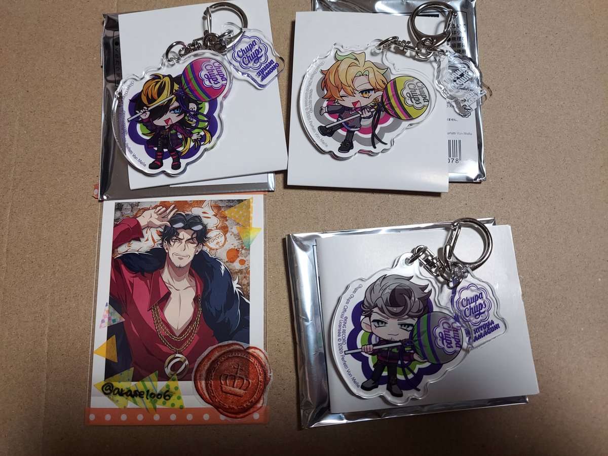 arase1006's tweet photo. 《交換》ヒプマイチュッパチャプス アクキー

譲 → 十四、獄、一二三

求 → 零＞寂雷

ツイフィ必読
郵便局留め対応可能
返信、交換お時間頂いても良き方 https://t.co/LCpjUZ8whR