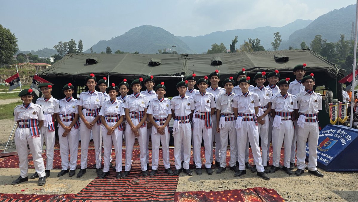 DAV_ACC_BARMANA's tweet photo. DAV Barmana Cadets Participate in Flag-Off Ceremony and Drug Abuse and Suicide Prevention Awareness Workshop.

#adanifoundation 
#adanifoundationschools 
#aplacetolearnaspacetogrow 
#ncccadet🇮🇳⚔️ 
#ncc https://t.co/piClO1oGxI