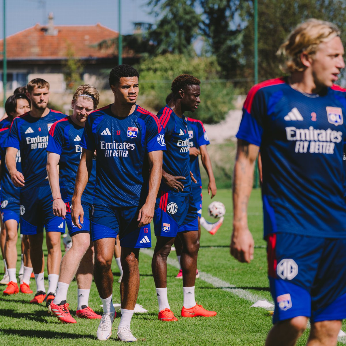 OL_English's tweet photo. Kinda chic seeing some new faces and some familiar ones too 😎 https://t.co/RbaZI9aYQc