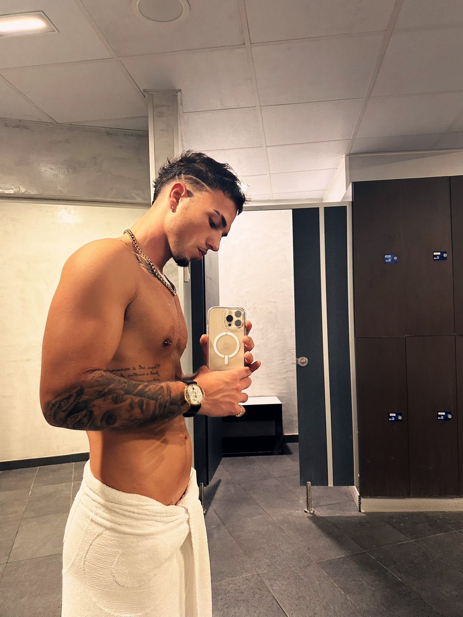 IvanMooree tweet picture