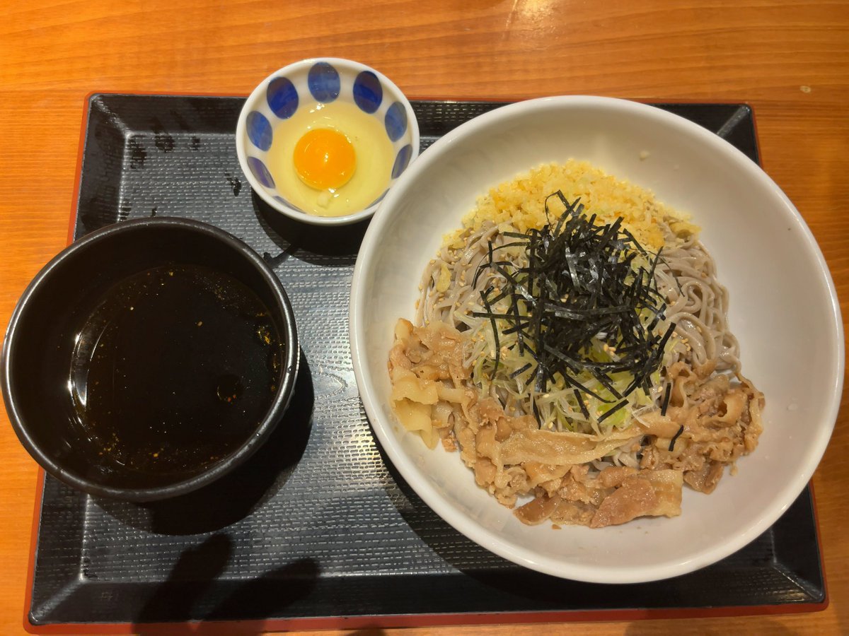 yiz10437's tweet photo. 蕎麦のお店です！
卵を入れて味変を楽しめます♪
黑船SOBA TENPLUS 松山市駅前店
愛媛県松山市湊町5-4-2 健勝ビル 1F
#ランチ #蕎麦 #黒船 https://t.co/4rOFGL8Xb0