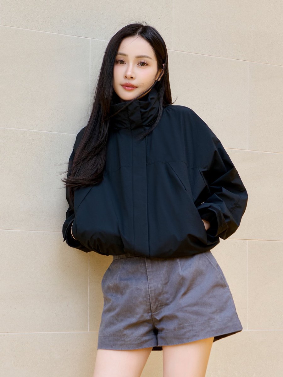 cutebamsrl's tweet photo. แจ็กเก็ตหล่อมาก 🥺🤟🏻

#Oomeisaya #อุ้มอิษยา
#UniqloThailand #UniqloOuterwear https://t.co/z3sHXdrPTX