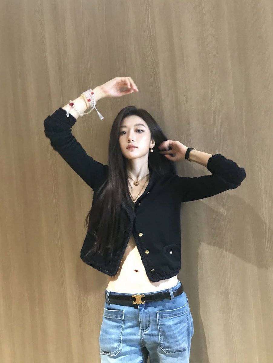 relcckg's tweet photo. 260909 손천 인스타

“신경쓰지마”

#손천 #孙千 #SunQian https://t.co/0N4JAUHqa2