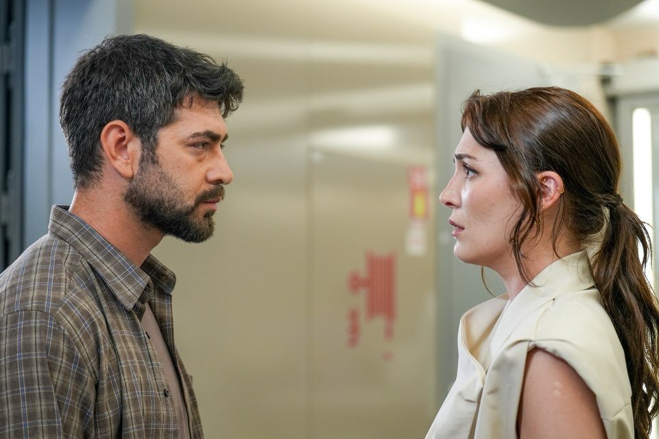 AlhamadyWeaa's tweet photo. #CivNil #Darya #Nilüfer
#Civan
Sevdiğim sensin Perşembe günü bu sahneler marak ediyorum masla Civan Nilüfer ne söylemek istiyor bu bakış öfke yada özgün
Darya ve Civan abisi demir kardeşler Darya hala çokta 🥹🤔😭
🌸📿 @barisbaktas
@_sevdigimsensin
@bendenizler
@rojbinerdn https://t.co/c0jGf975ca