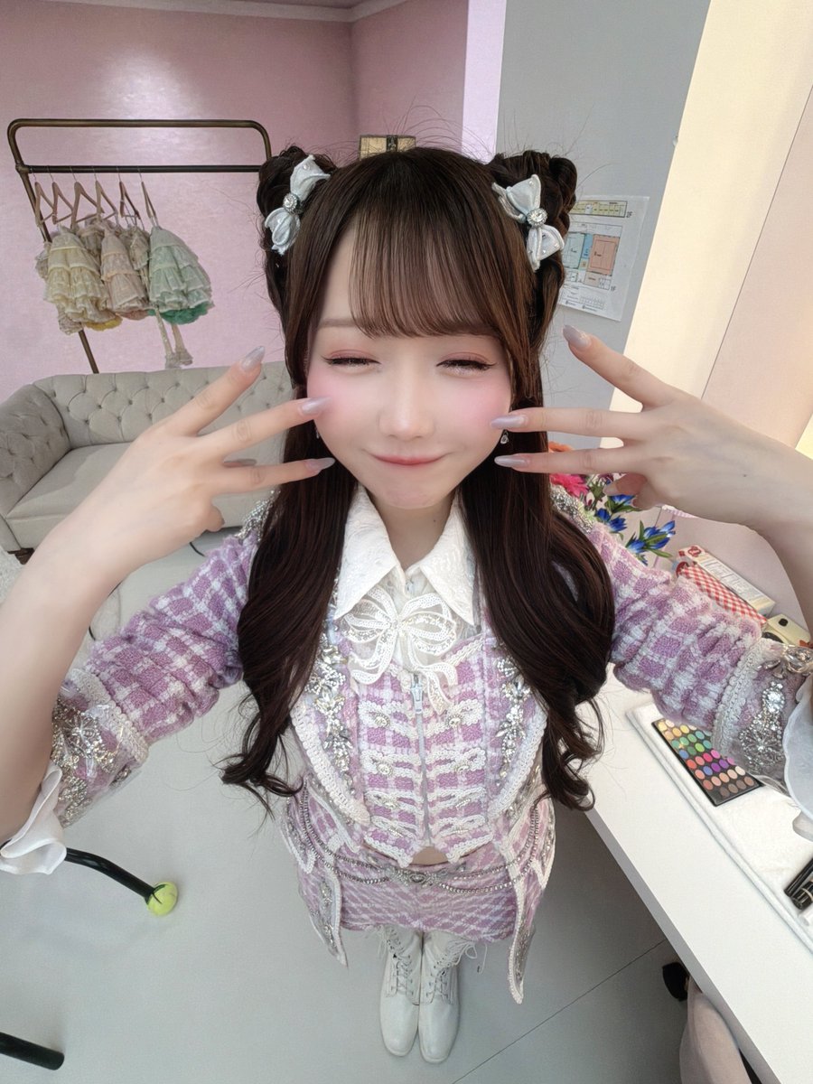 otani_emiri's tweet photo. みりにゃんこヘア可愛い〜？😼💞
ホットペッパービューティー新Web CMにイコラブみんなで出演させていただきました🎊🎀

私もいつもホットペッパーを利用しているので嬉しいです( ⸝⸝⸝˃  ̫ ˂⸝⸝⸝)‼︎🩷🩷🩷
#PR #ホットペッパービューティー https://t.co/5KKBZbSiD9