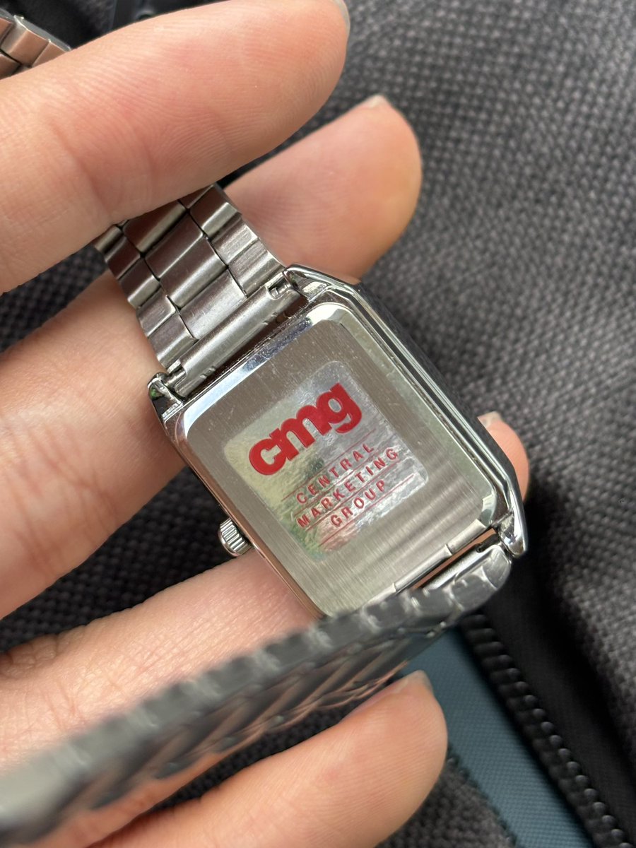 Axdtto's tweet photo. ปล่อยต่อ casio ของแท้
ตอนได้ 1500 
ปล่อย 360 ‼️เจ้าของขายเอง มีกล่อง 

นัดรับรอบขอนแก่น มอขอ (ค่าส่ง35) 
รายละเอียดใต้โพสต์ กดมาจากแอปส้ม
#นาฬิกามือสอง #นาฬิกาข้อมือ https://t.co/s2rJVg9uqX