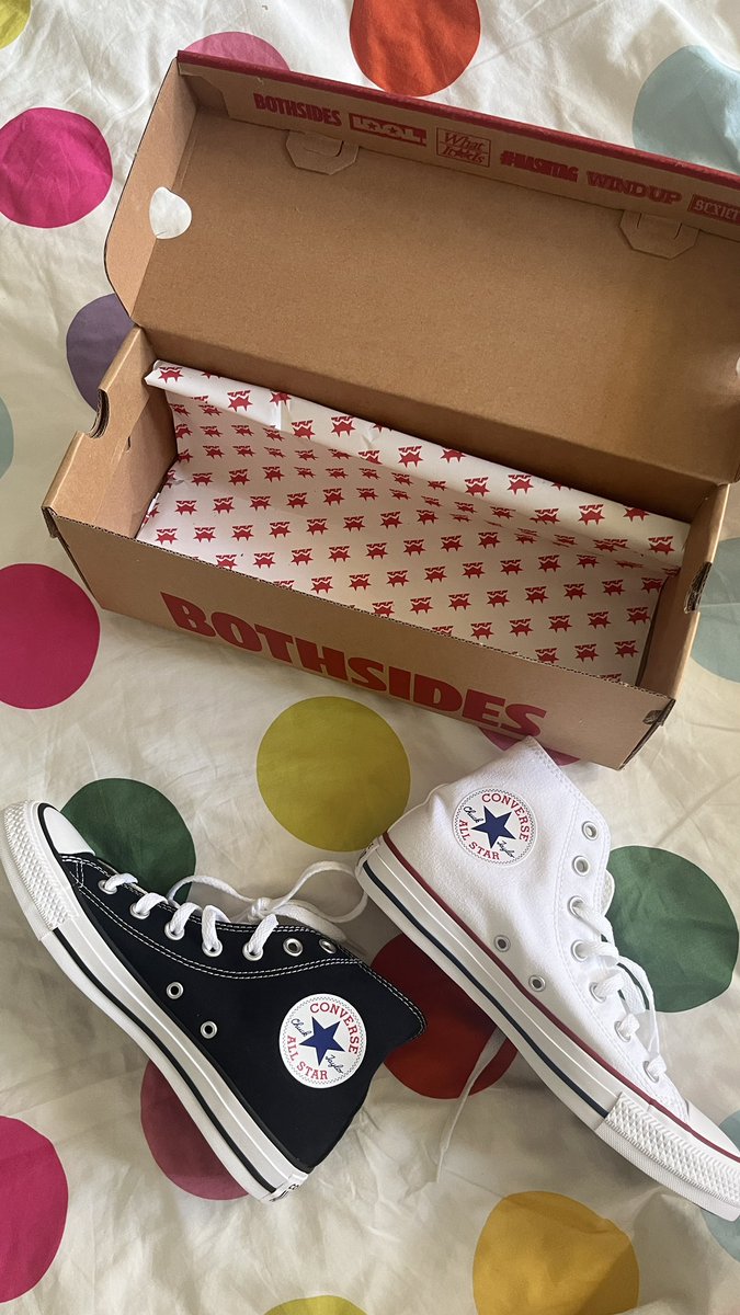 lilaccal's tweet photo. ส่งต่อรองเท้า converse nct jnjm 

♡ size 240 (เท้า 37 cm) ลองใส่ 1 ครั้ง ขายแค่รองเท้า
♡ ราคา 2900 บาท 
♡ ค่าส่ง 35 บาท

#ตลาดนัดnct #ตลาดนัดnctdream #ส่งต่อรองเท้า #รองเท้าconverse #nctjnjm #รองเท้าconverse https://t.co/jZbqMPdHYb