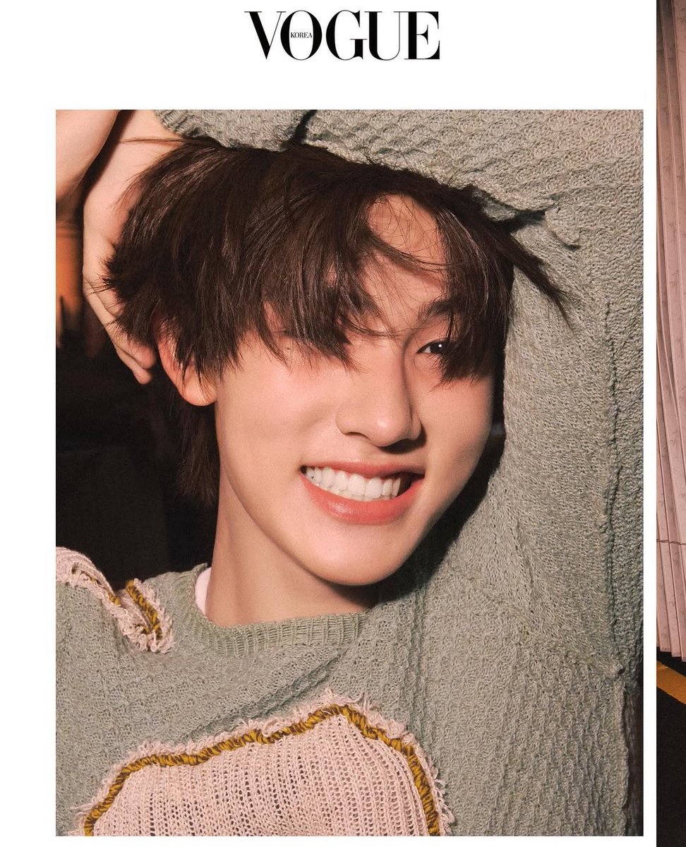 acaiboii's tweet photo. 보그 엄성현은 진리임 https://t.co/2ghpgSh0kh