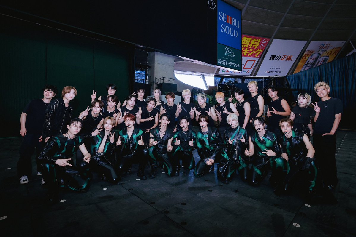 TakutoYamachika's tweet photo. &TEAM @andTEAMofficial
「BLAZE THE WAY ENCORE 縁DAY EDITION」
ベルーナドーム 2days
ドラムで参加させていただきました🥁
&TEAMの皆様にとって初めてのドーム公演という大切な2日間に携わることができ、本当に光栄でした。

また、素晴らしいメンバー、スタッフの皆様とご一緒できたこと、そしてこの特別な時間に音楽の一員として携われたことを大変嬉しく思います。
本当にありがとうございました！

#andTEAM #エンティーム #縁DAY
#BLAZETHEWAY_ENCORE
#BLAZETHEWAY_BELLUNADOME