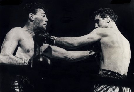 HVYWeightHeroes's tweet photo. Bob Pastor and light heavyweight king Billy Conn rumble at Madison Square Garden in 1940. Conn slugged it out with Pastor and won by KO in round 13 to prove he could rumble with the big men as he campaigned for a shot at world champ Joe Louis. #Heavyweight #History #Boxing https://t.co/rNnVfI0ruV