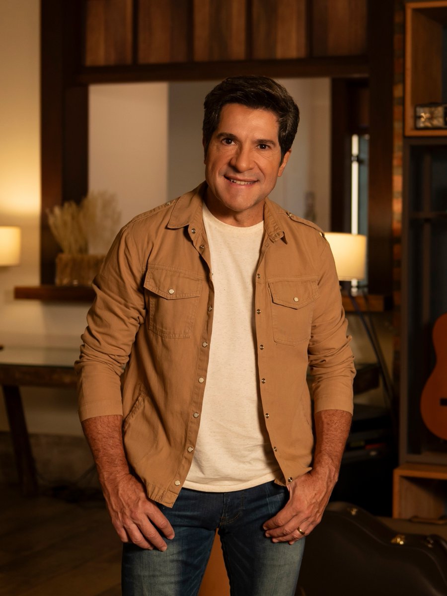 mpbcombr's tweet photo. Hoje é aniversário de Daniel. Parabéns! https://t.co/5Nh3F8hcGS