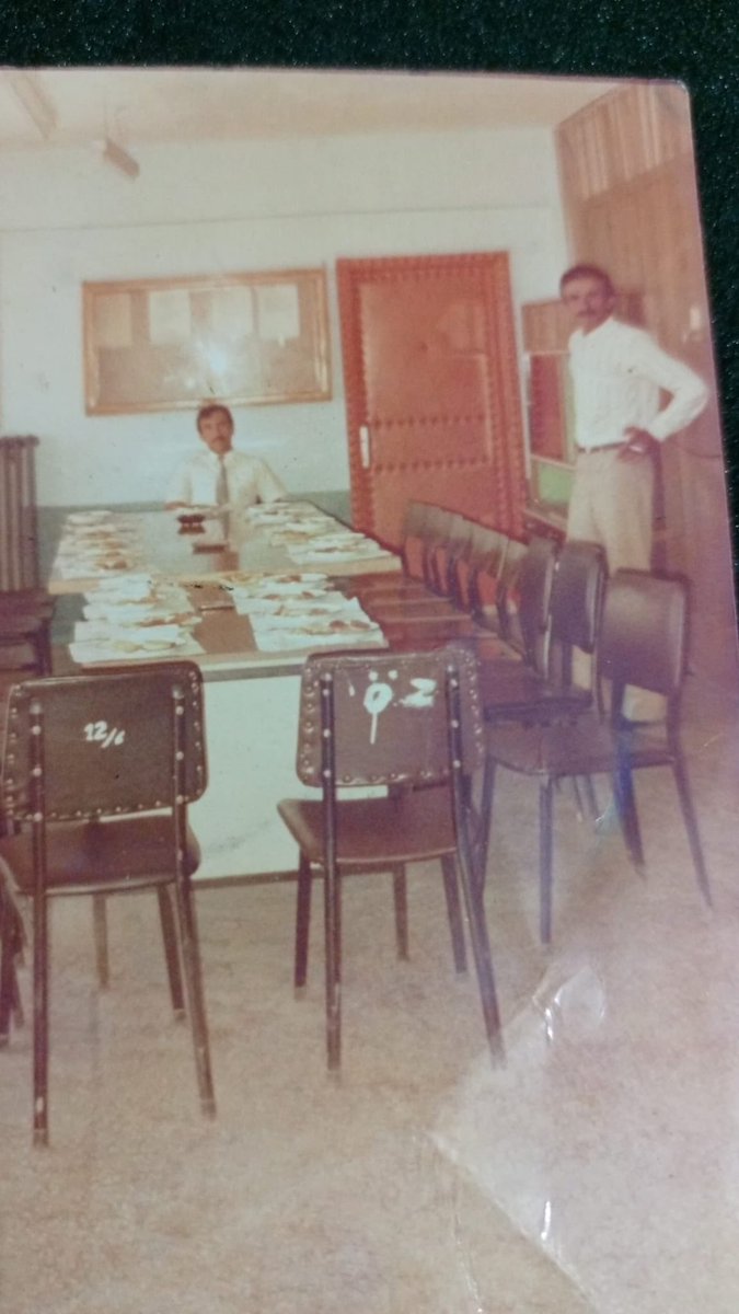 onur_clk0's tweet photo. Bazı fotoğraflar yalnızca bir anı değil; bir ömrü, bir dostluğu ve artık geri gelmeyecek güzel zamanları saklar.
Babam ile merhum Vali Recep Yazıcıoğlu’nun bir ömre uzanan dostluğundan kalan bu kıymetli kare, yıllar geçtikçe benim için çok daha anlamlı hâle geliyor. https://t.co/qXvfsgdEQC