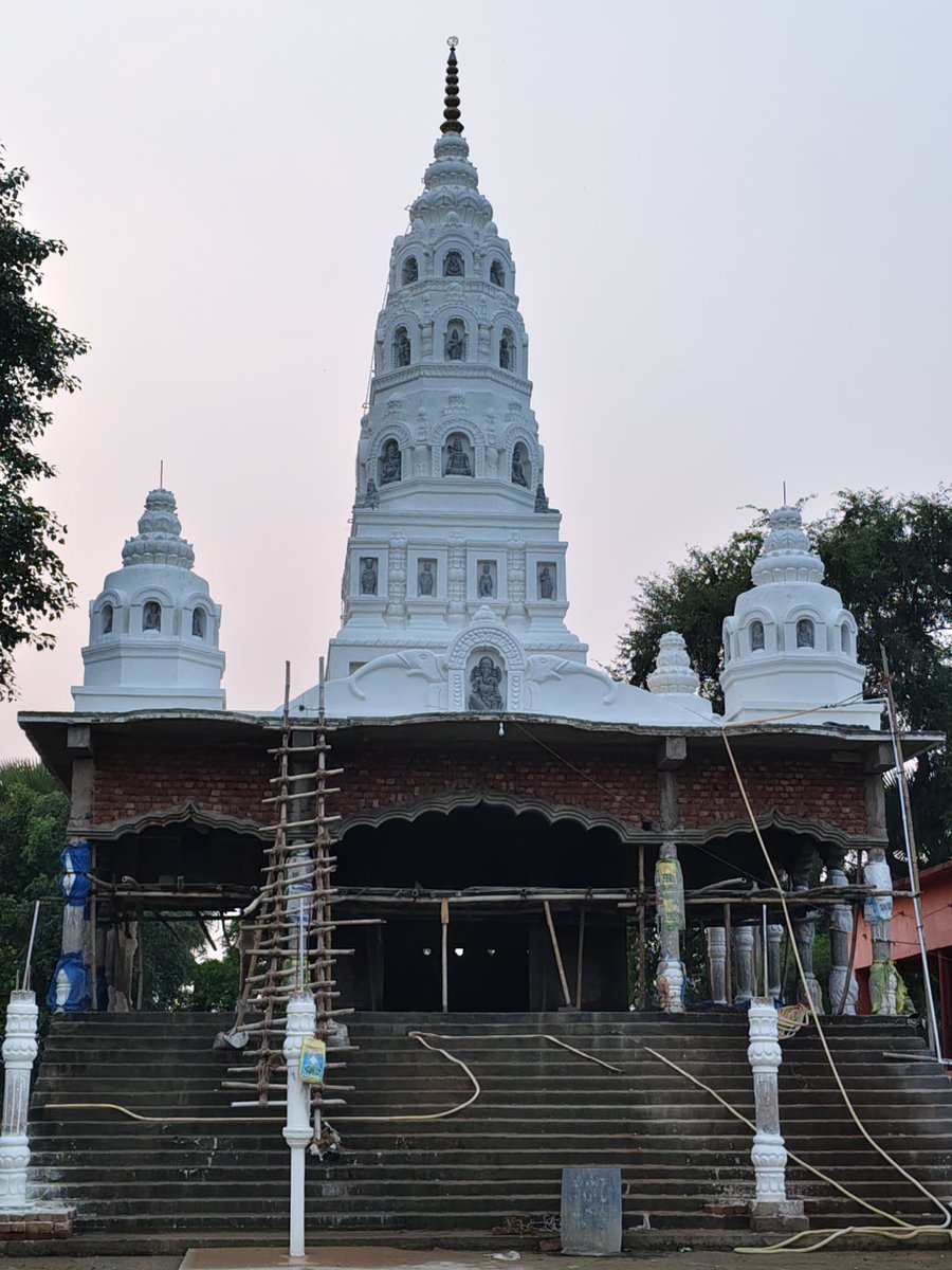 Elizabethvx11's tweet photo. Hey @grok, can you imagine how beautiful this temple will look after the final finishing? https://t.co/3XQZ2x3KFr