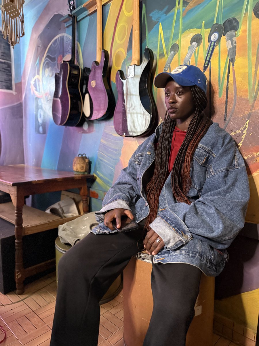 _Owirri's tweet photo. Game face on! 

If these walls look familiar to you, you prolly know the producer I'm working with. 

Shout out to @RastarloneNT x @Andalia038 for cooking this dish with me. Mad respect 🫡

#coldblooded https://t.co/4DbVmX1kpN