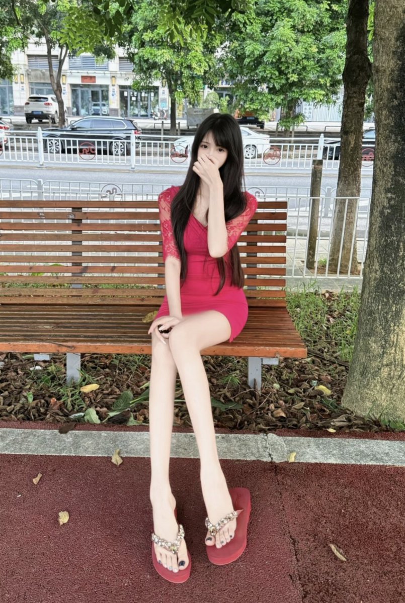 lxx_n9's tweet photo. 粉粉的脚底 https://t.co/e03uRArrHg