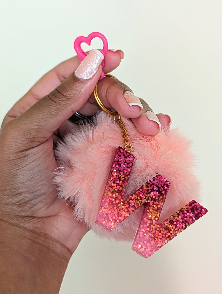 GiftsStarr's tweet photo. Cute custom Resin pom pom keychains! You can get your own here! 👇🏾

https://t.co/QiVoErOL4Z

#starrhandmadegifts #Etsy #customkeychains #resin https://t.co/5tkFXAiuHQ