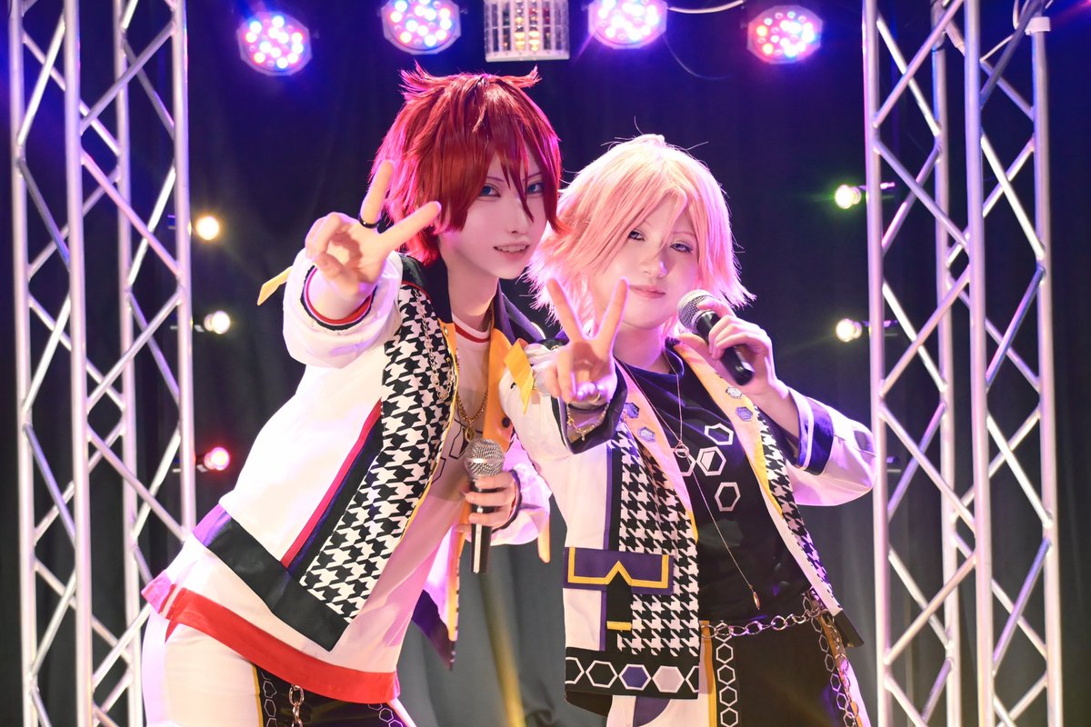 nose_syosinsya's tweet photo. cosplay | enst

Live : Bee 🐝

#ハコアム大阪
p:@cameco_mitsu830 https://t.co/9BNQWnad59