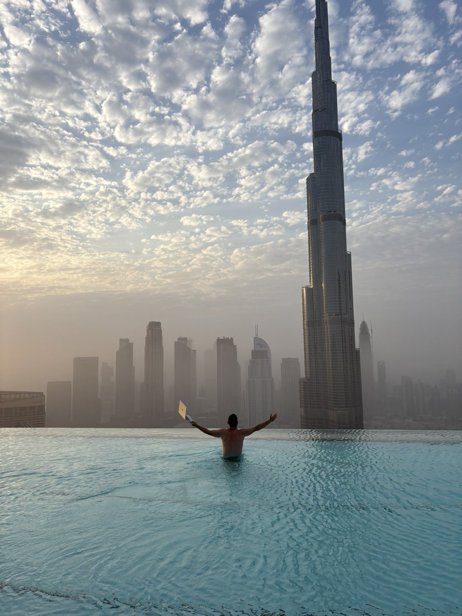 timothysykes's tweet photo. Gooooooooooood morning from #dubai swipe through these photos/videos and retweet this if you approve of my #officewithaview here, I just filmed a video lesson here too, do you promise to watch and learn how to spot/execute the best trade setups ONLY?! https://t.co/LjqN9aIdhM