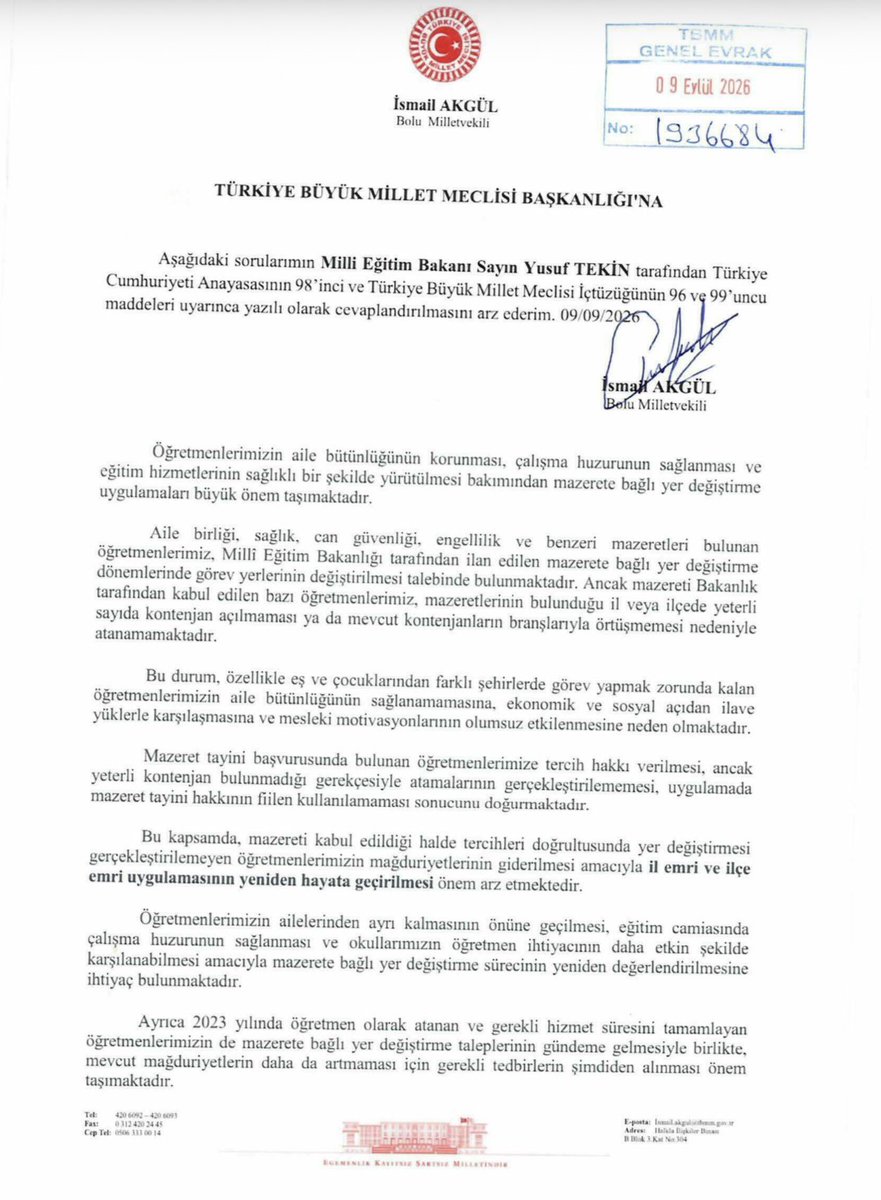 ismakgul14's tweet photo. 📌Yazılı Soru Önergesi

Mazereti bulunduğu hâlde kontenjan yetersizliği nedeniyle tayini gerçekleşmeyen öğretmenlerimizin yaşadığı mağduriyetin giderilmesi için Millî Eğitim Bakanlığımıza yazılı soru önergesi verdik.

Aile birliği başta olmak üzere mazereti nedeniyle görev yeri değişikliği talep eden öğretmenlerimizin, yeterli kontenjan bulunmadığı için ailelerinden ayrı kalmasını kabul etmiyoruz.

Öğretmenlerimizin mağduriyetlerinin kalıcı olarak çözülmesi için il ve ilçe emri uygulamasının hayata geçirilmesini talep ediyoruz.

Okullarımız açılırken öğretmenlerimizin aklı görevinde, gönlü ailesinde kalmasın.

Öğretmenlerimizin sesi olmaya, sorunlarının takipçisi olmaya devam edeceğiz.