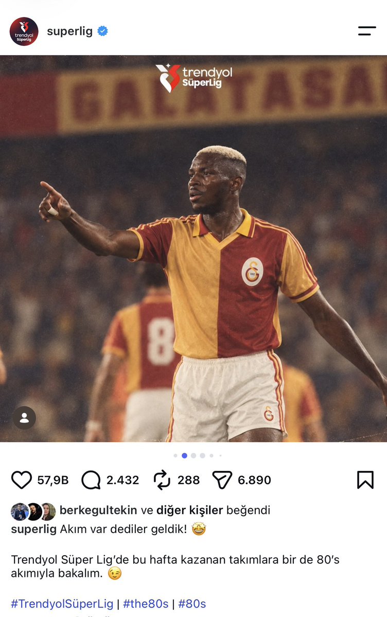 Feneristcom's tweet photo. NE KADAR FENERBAHÇE DÜŞMANI VARSA!

Süper Lig resmi hesabı 80’ler akımına uyarak  Beşiktaş, Galatasaray, ve Trabzonspor’a ait görsel hazırlarken, Fenerbahçe’yi hazırlamayarak yine tarafını belli etmiş oldu. https://t.co/bCedJaMUkN