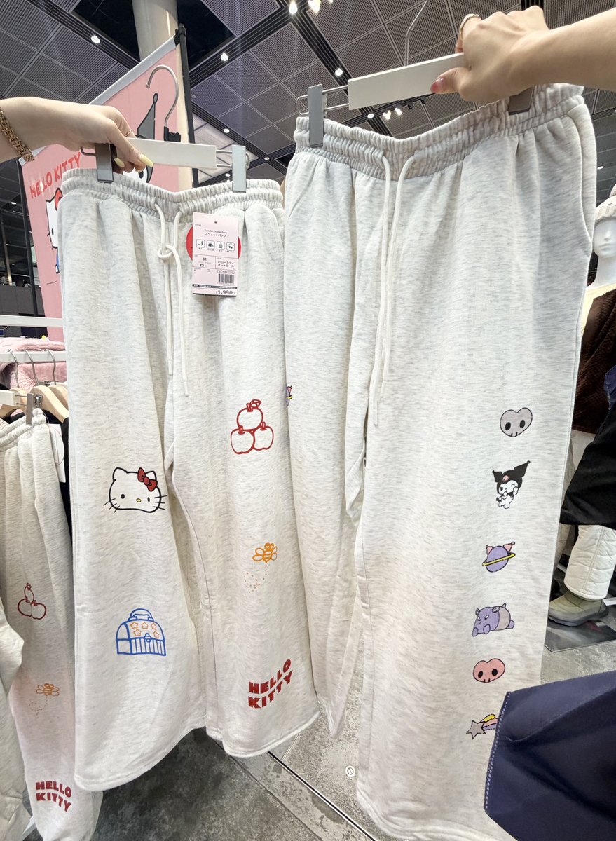 usauuuusa777's tweet photo. ワークマンのキティ・クロミコラボのスウェット2000円でこの可愛さ！ https://t.co/ZbD2VKDO0C