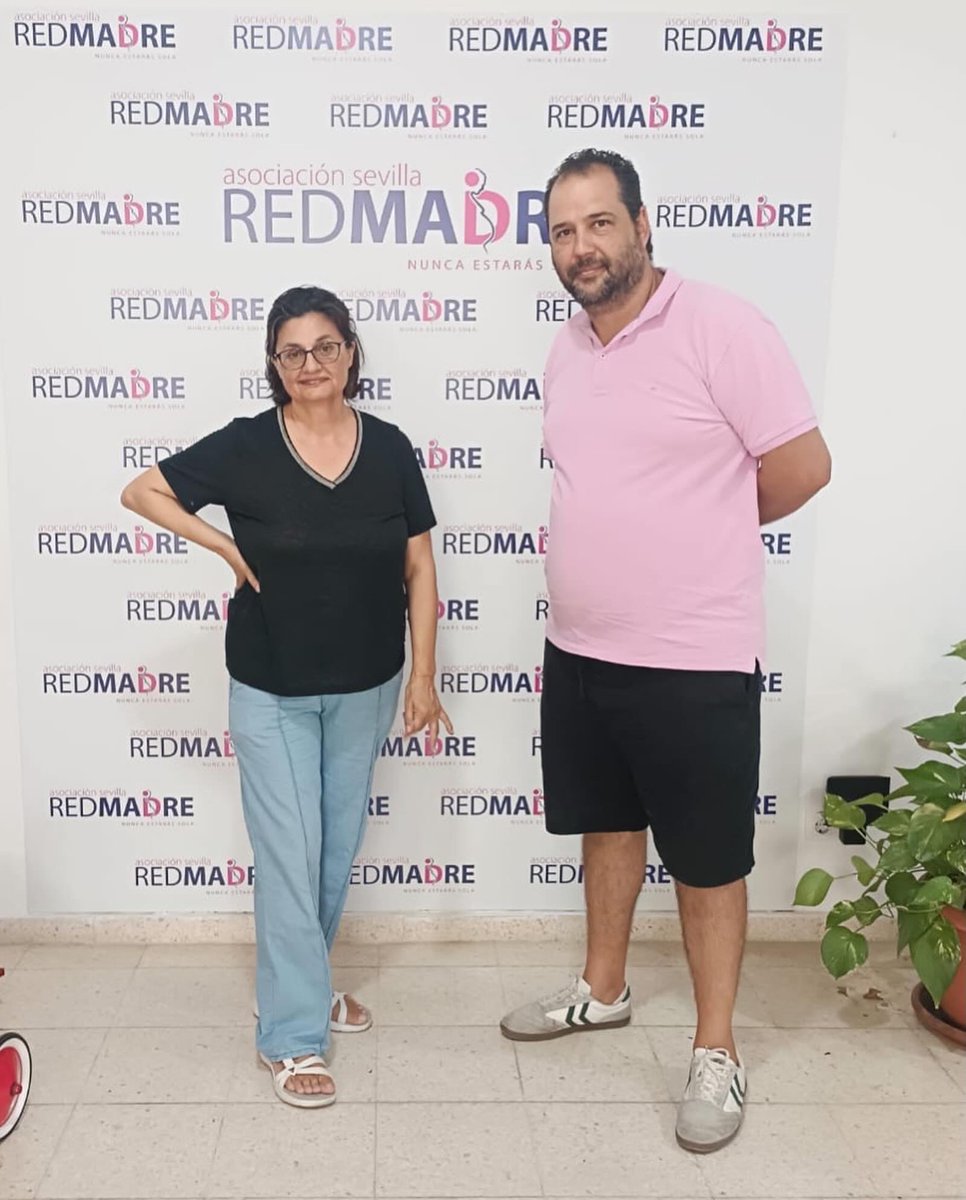AccDelAmparo's tweet photo. 𝐂𝐚𝐫𝐢𝐝𝐚𝐝 | En el día de hoy hemos colaborado con @sermadreensevilla haciendo entrega de ropa para bebes y niñ@, como también accesorios de bebe (carros,sillas, bicicletas,etc).
#amparofrayisidoro #cofradiasevilla #redmadre https://t.co/s01ozDQrnY