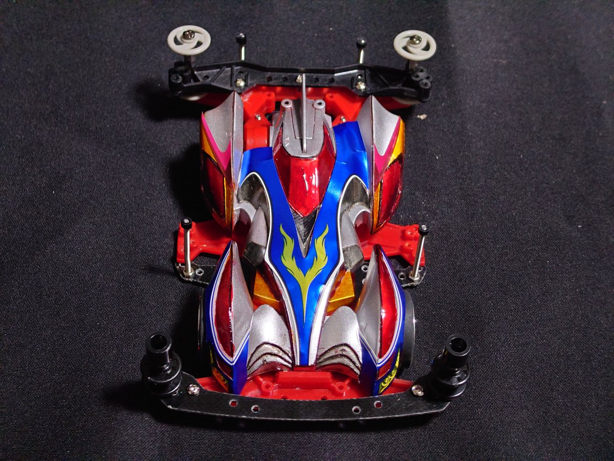 NoraAc195's tweet photo. #ミニ四駆
#S2シャーシ
#シャイニングスコーピオン
アンケート機能の結果
S2シャーシ
シャイニングスコーピオン作成。
シャーシの色が赤なんで
ボディにも赤を入れつつ。
マスダンパーやらブレーキやら
セッティングはこれから。
アンケート協力
ありがとうございました(>ω<) https://t.co/09eM1LpVPf