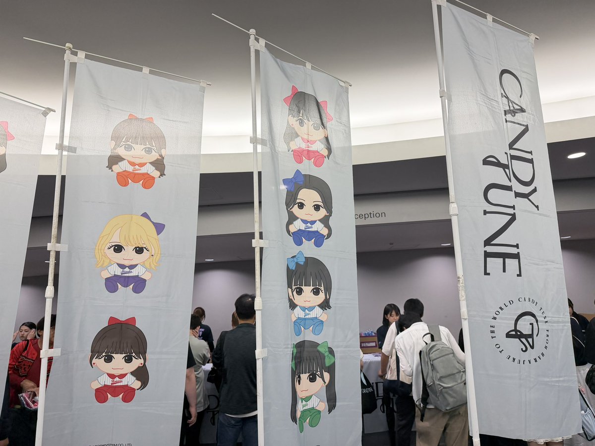 DSK_LGM's tweet photo. CANDY TUNE きゃーかす終演！！

衝動的に参加決めたLIVEやったけど、
良かったよー

バンド×アイドルの共鳴！！

みんな違ってみんなKAWAIIし、
元気を吸収出来る✨‼️

そんな最高のLIVEやった！

 #きゃんちゅー 
 #CANDYTUNE
 #きゃーかす https://t.co/gnRvf7KtU1