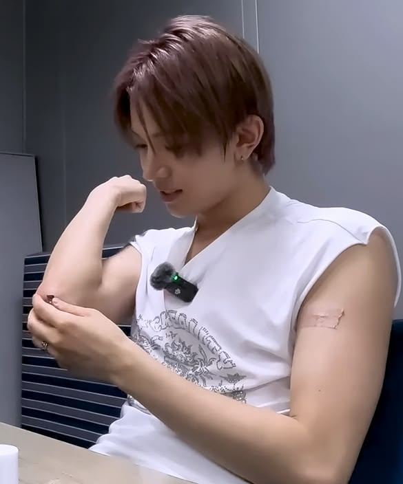 immaturevan's tweet photo. soft biceps https://t.co/kxNyPcctIM