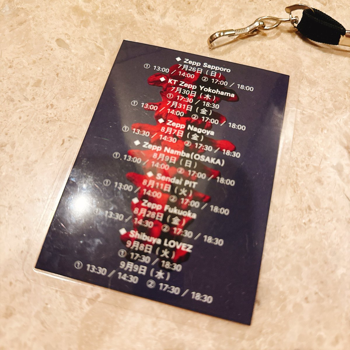 maedanaotaka's tweet photo. 龍宮城 LIVE TOUR 2026 　
　　  -MOTTO- 
Shibuya LOVEZ

ツアー終了

振り返って何を思うー
それはメンバー一人一人が噛み締めるもので
周りが分かったように評するものではないし
兎にも角にもお客さんあってのもの。
伝わったのか、伝わらなかったのか。
それが未来の景色に繋がる。
それ以上でもなければそれ以下でもない。

やっぱり好きだからだろうな。
じゃないと、いくら運営メンバーだからといっても、バズリズム LIVEにデビュー
初年度から4年連続の出演オファーとか
しないもの。
素直だから。
応援したくなるのです。

地方も含めて、色々なコンディションの
公演を見ました。
うまく言えないけれど
語弊をおそれず言うと、
ボロボロになるのも龍宮城の様というか
そこにも一種の美しさを感じました。