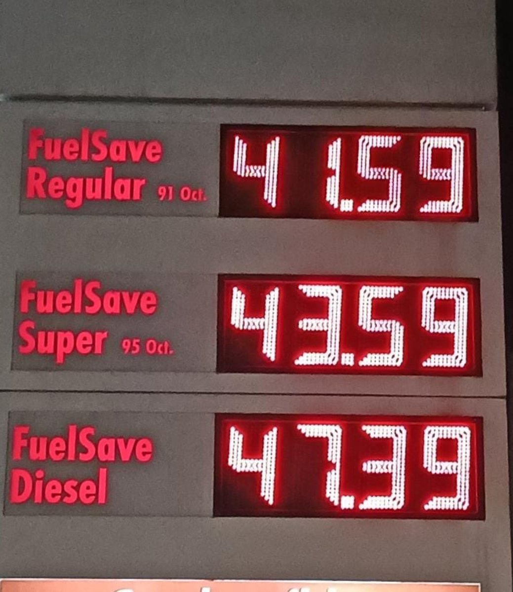 vichoguate's tweet photo. CAMBIOS EN PRECIOS DE COMBUSTIBLES
⛽️⛽️⛽️

Varias gasolineras aplican ajuste:

•Super y Regular suben 50 CENTAVOS 
•Diesel aumenta Q.1.00

(Autoservicio. Región Metropolitana).

#OjoAlDato https://t.co/iSmKTG7CN5