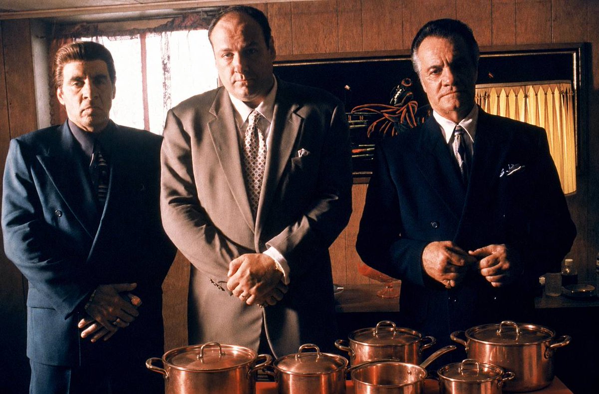 Copperwealthpon's tweet photo. The boys finally made it..
Shiny copper $cookware https://t.co/YmDWHXFTOB