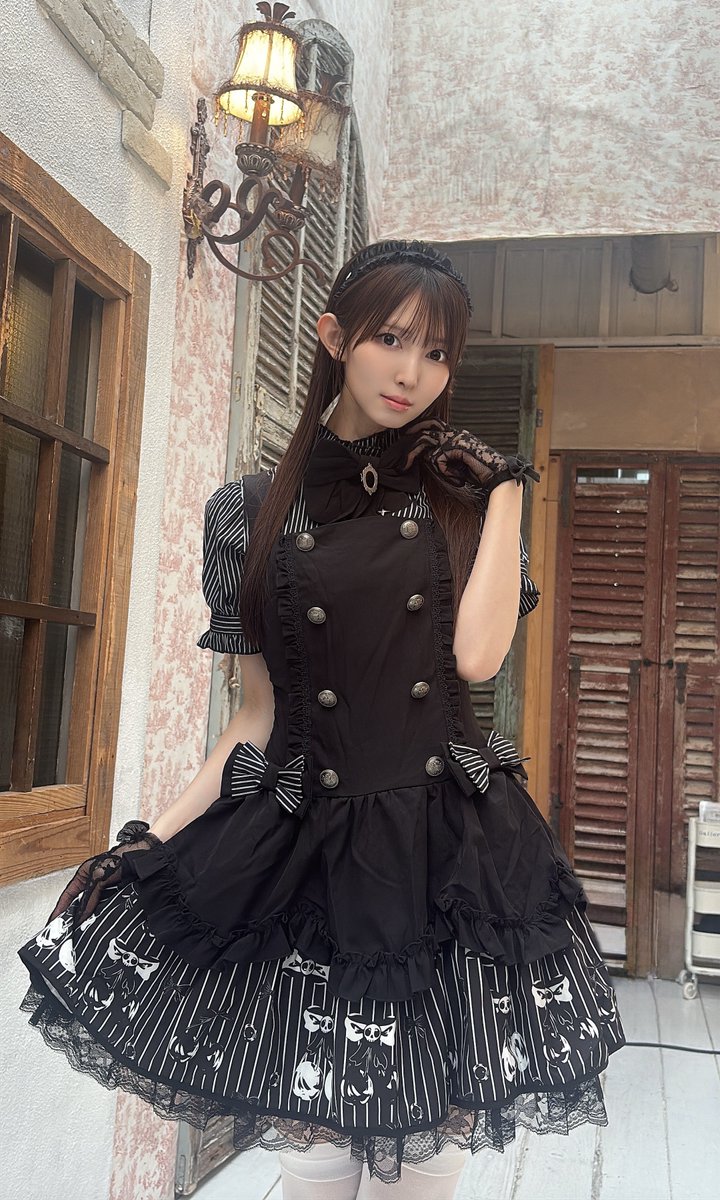 rinamini's tweet photo. 黒ゴシックなお洋服も着ました ♱ https://t.co/Y7g1kCwWTE
