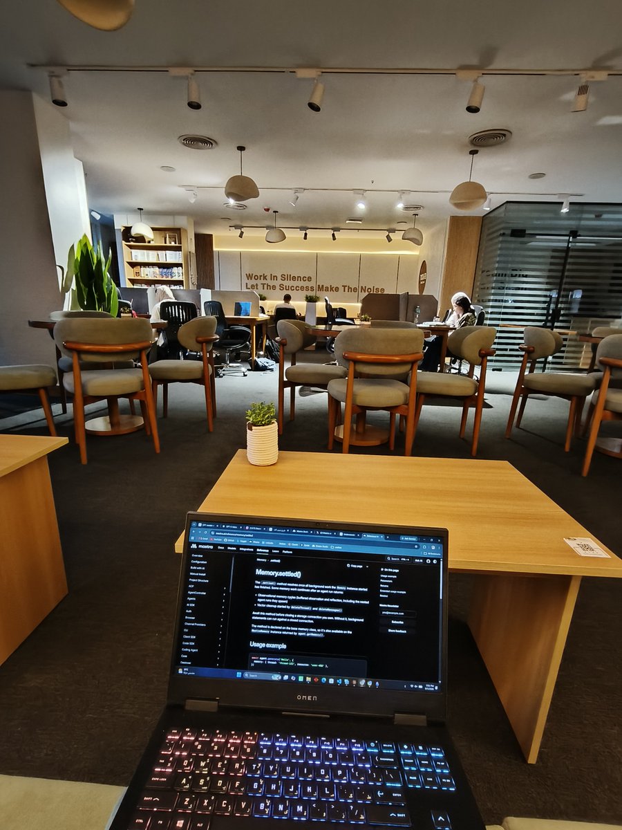Alyaa039's tweet photo. من بكرة day one without caffeine بجد🤚🏻 https://t.co/jKPYQwrpum