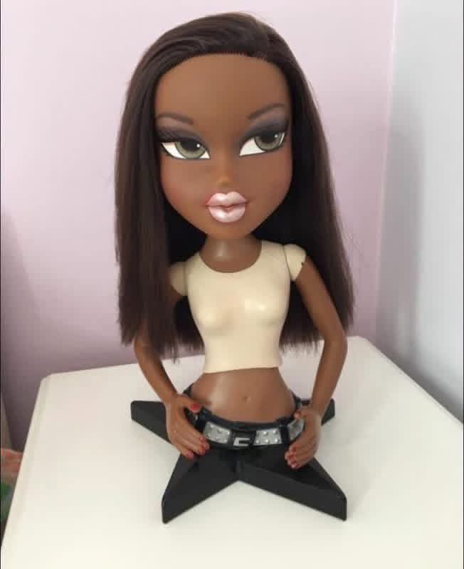 GirlsBeautyy519's tweet photo. all of the IT girls had one of these back in the day ⭐️

prove me right 🤏🏾 https://t.co/hwX362H8u7