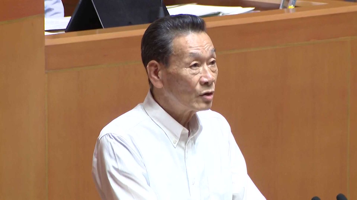 rkbnews4ch's tweet photo. JUST IN!! 新着記事
⠀ /／
🗣福岡県議会"ドン"蔵内氏後任の新議長を決める選挙
　まさかの同票の末「くじ引き」で自民党議員が選出
   \＼
もっと見る 👇👇
📰https://t.co/JS7RNzJZKG

金銭授受疑惑や高額な海外視察問題など問題が山積する福岡県議会。9日、9月定例会が開会し、蔵内勇夫前議長の後任を決める選挙が行われました。投票は同数となり、くじ引きを行った結果、自民党県議団の大島道人議員が新たな議長に選出されました。
