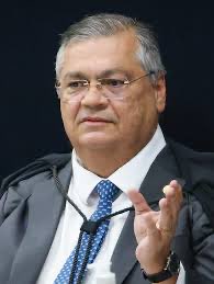 leomagnunof's tweet photo. ⚠️ Guerra no STF! 
Desacatando ordens do Mendonça, Flávio Dino manda Andrei Rodrigues voltar a chefia da Polícia Federal. https://t.co/sikVKrEWQF