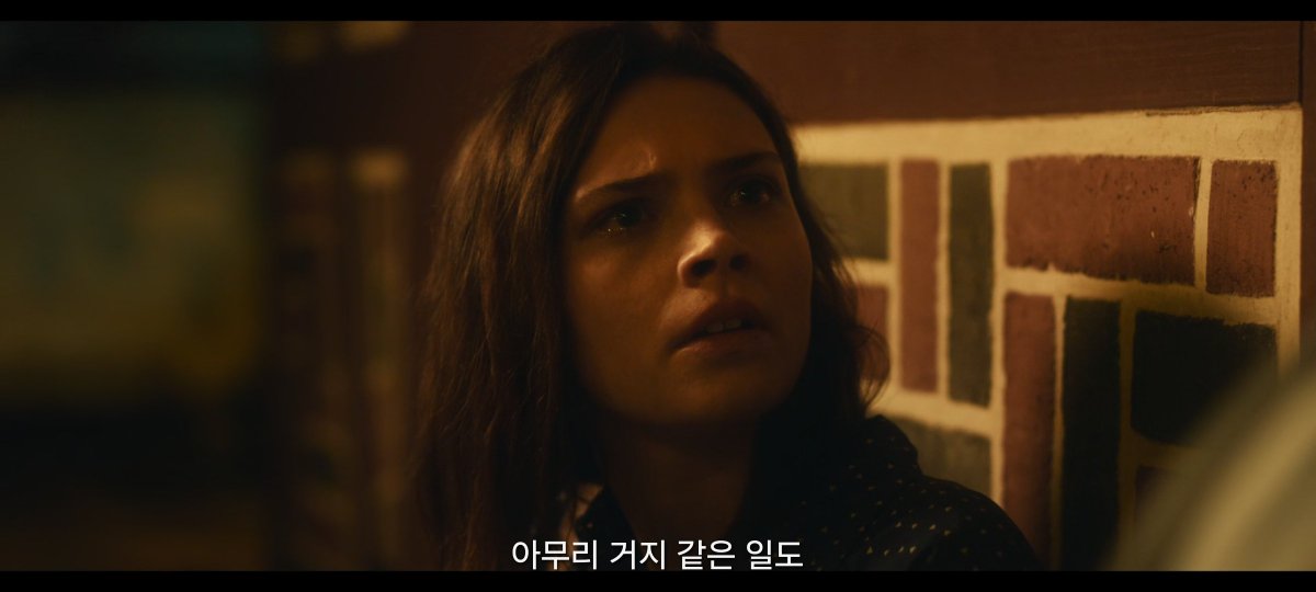 JiJiCat__'s tweet photo. <맥스턴홀:너와나의세계>
"왜 제임스가 널 못 잊는지 알겠다
아무리 거지같은 일도 뭐든 가능한 것처럼 만들지" https://t.co/Ww64j9Qm9J