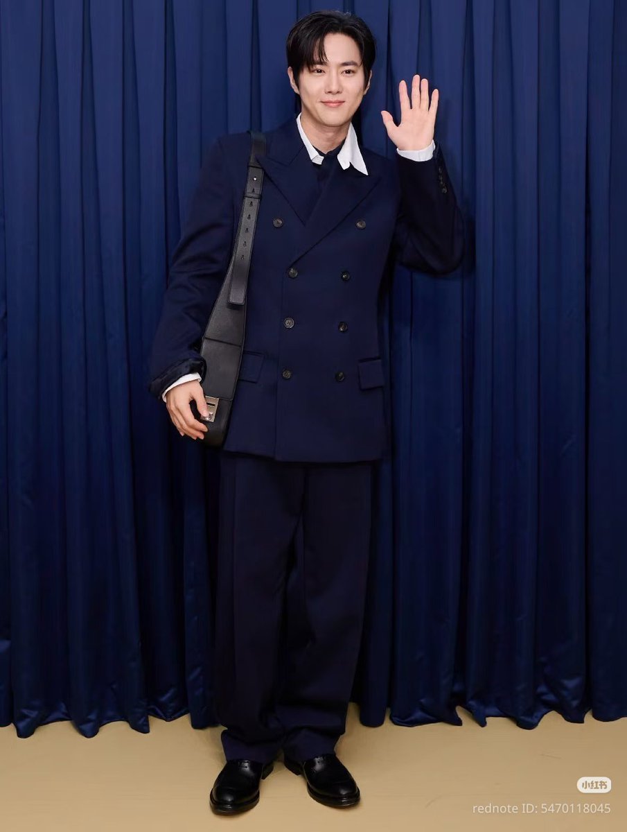 SUHOpixel's tweet photo. 260909 澳门菲拉格慕-小婷黄
xhs update with SUHO 

🔗 https://t.co/RU6GAaQZDn 

#SUHOxFERRAGAMO #SUHO #수호 @weareoneEXO https://t.co/cQPeyJl5Lu