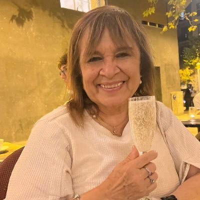 martinfiera's tweet photo. ¡ Caviares!
El gobierno designó a  fujimorista Carmen
 Lozada como Gerenta General de la Superintendencia de Bienes Estatales.
Esta gente por años vive del estado y señalan a otros como caviares.
🤮🤷 https://t.co/aE9PEayIkY