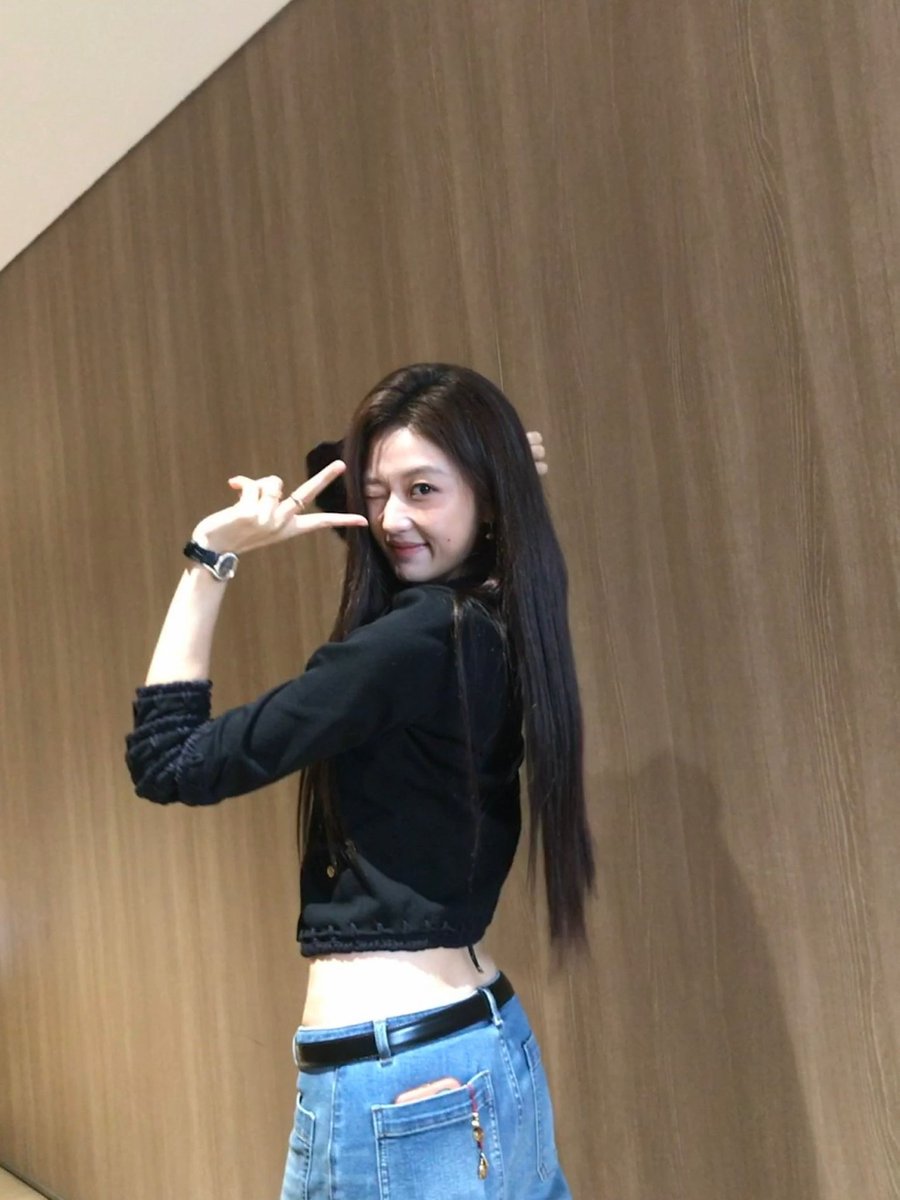 gntlenabi_'s tweet photo. #sunqian 
#theearlyspring https://t.co/67LOfDOwoW