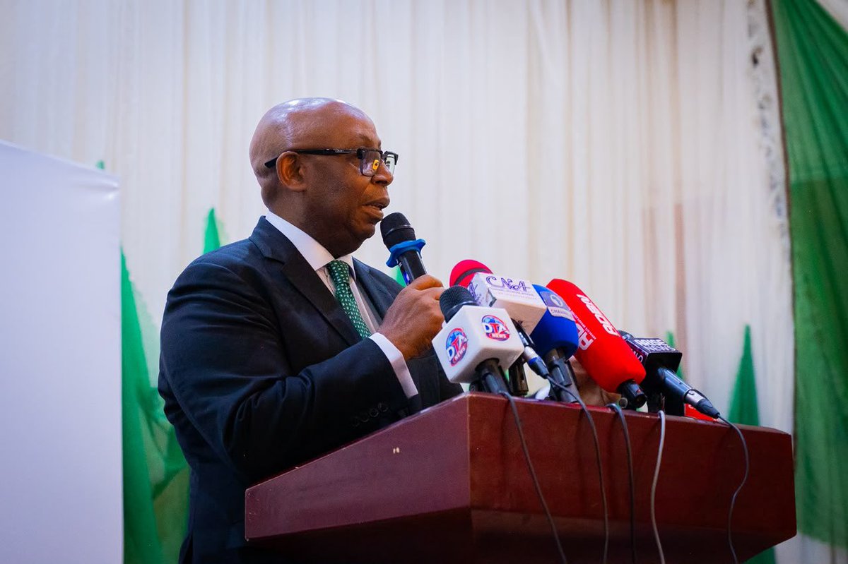 DrTunjiAlausa's tweet photo. I  was disappointed yesterday.

At the Nigeria Higher Education Foundation (NHEF) National University Advancement Programme Forum, only 18 Vice Chancellors were in the room.

Of our 78 Federal Universities, only 30 participated in the FME-NHEF Advancement Programme in the first place. For something this important to the future and financial sustainability of our universities, we must do better.

Since assuming office, I have urged universities to strengthen their Advancement Offices and diversify funding. The truth is: no university can survive on government funding alone.

Our universities are sitting on enormous opportunities through their alumni, research grants, philanthropy, endowments and private-sector partnerships. Yet too many have deprioritised the very structures needed to unlock them.

So today, I gave our Vice Chancellors a clear directive: rebuild and properly staff your Advancement Offices. Place them directly under the Office of the Vice Chancellor. Give your advancement professionals the stability, access and support they need, and fully utilise the training and platform being provided by NHEF.

This is no longer a suggestion. It is a mandate.

President @officialABAT, GCFR has made it clear that this administration will not renege on its commitment to education. However, finding new sources of funding is also part of the responsibility of every Vice Chancellor.

Blended financing is the way forward. Research grants. Alumni. Philanthropy. Private-sector investment. Endowment funds. This is the path towards greater university autonomy.

We are not reinventing the wheel. We will take what works globally, adapt it to Nigeria and build institutions that can thrive for generations.

I extend my thanks to Mr. Wale Adeosun, the Founder & CEO of Kuramo Capital Management and the NHEF team for their continued partnership with the Federal Ministry of Education and commitment  to re-establish and strengthen Advancement Offices across our Federal Universities.

To our Vice Chancellors: the era of waiting for government to fund everything must end. Build the structures. Mobilise the resources. Strengthen your institutions. That is your responsibility, and it must become part of your legacy.