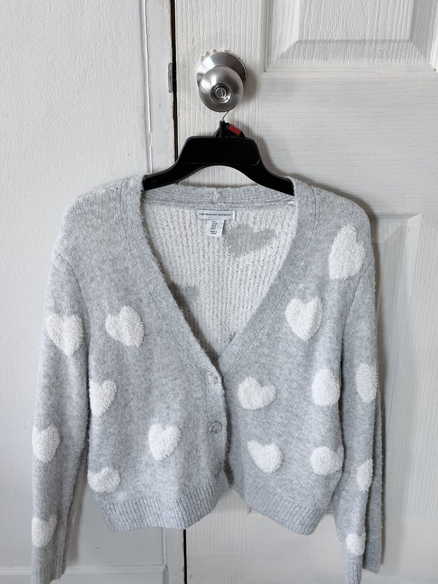 engeangg's tweet photo. 🎀 ส่งต่อค่ะ
1. 180฿
2. 200฿
3. 60฿
4. 120฿
📮ค่าส่ง 20฿

#ส่งต่อเสื้อผ้า #ส่งต่อเสื้อผ้ามือสองสภาพดี  #ส่งต่อเสื้อผ้าราคาถูก #ส่งต่อเสื้อผ้ามือสอง https://t.co/qLRVcnzVRM