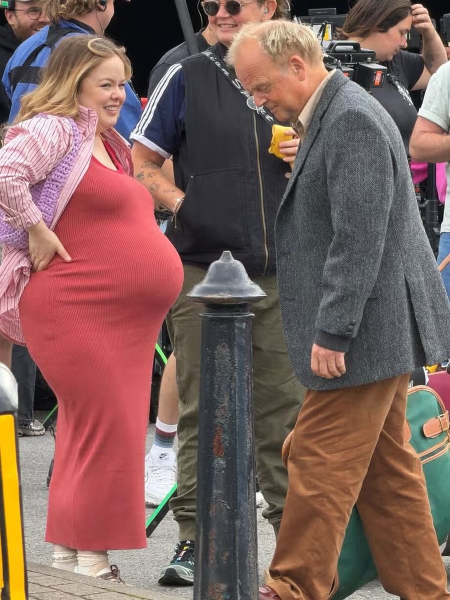 nicollalle1's tweet photo. Wow.. I can’t believe I manifested two murderous roles for Nicola 🥹🥹 Here she is filming Netflix’s Tales of the Unexpected, an adaption of Roald Dahl’s short stories https://t.co/G52qnpeS0X