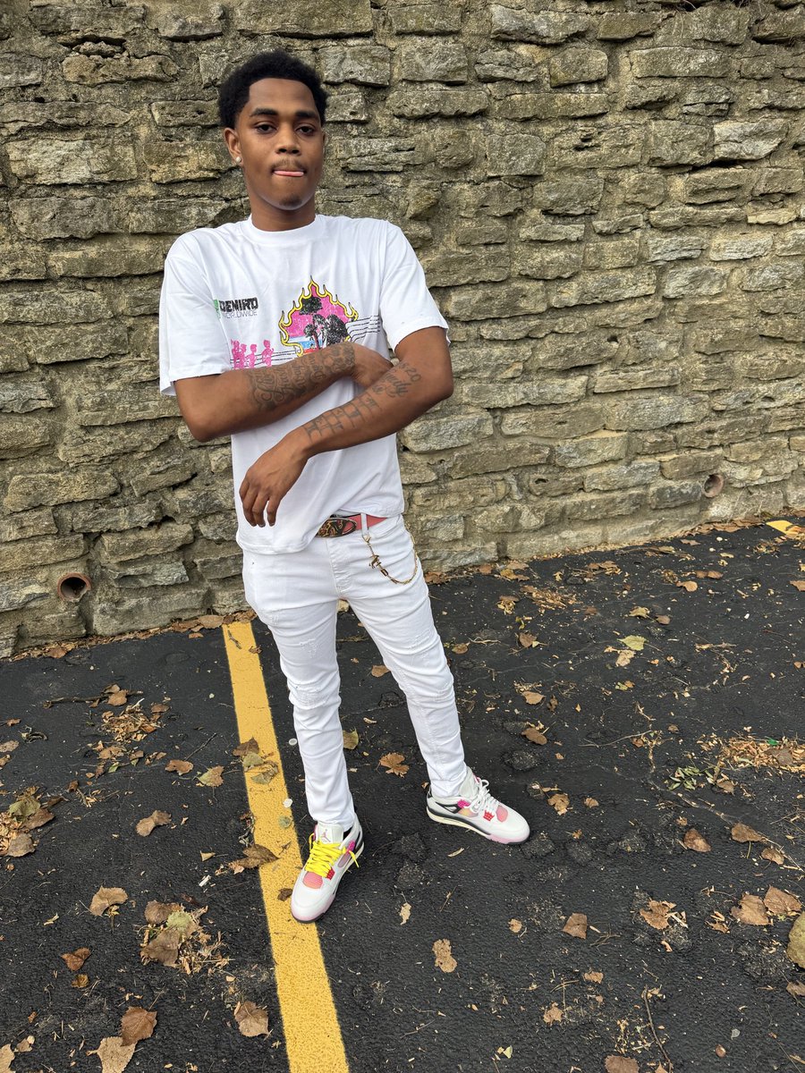 ANTENLMH__'s tweet photo. Tell em I needa doctor cause I ran my check up 🌪️⛹🏽‍♂️ https://t.co/ZgXrhUgN7P