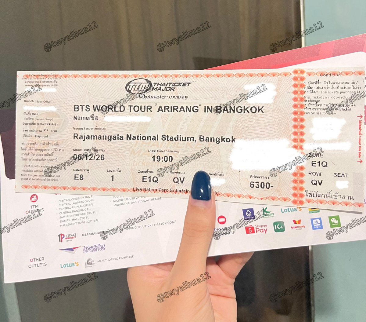 twyaibua12's tweet photo. 🎟️ ส่งต่อบัตรคอนบังทันวันที่ 6 ค่ะ
 
📍 บัตร 6,300 โซน E1Q 1 ใบ
- ปล่อยต่อ 7,000 บาทถ้วน (ค่าธรรมเนียม 219 + ค่าจ้างร้านกด 500)

รายละเอียดเพิ่มเติมใต้โพส อ่านให้ครบถ้วนก่อนทักนะคะ❌
✨สนใจสอบถาม dm ได้ค่า

#BTS_WORLDTOUR_ARIRANG_BANGKOK https://t.co/XBcwJwxA0t