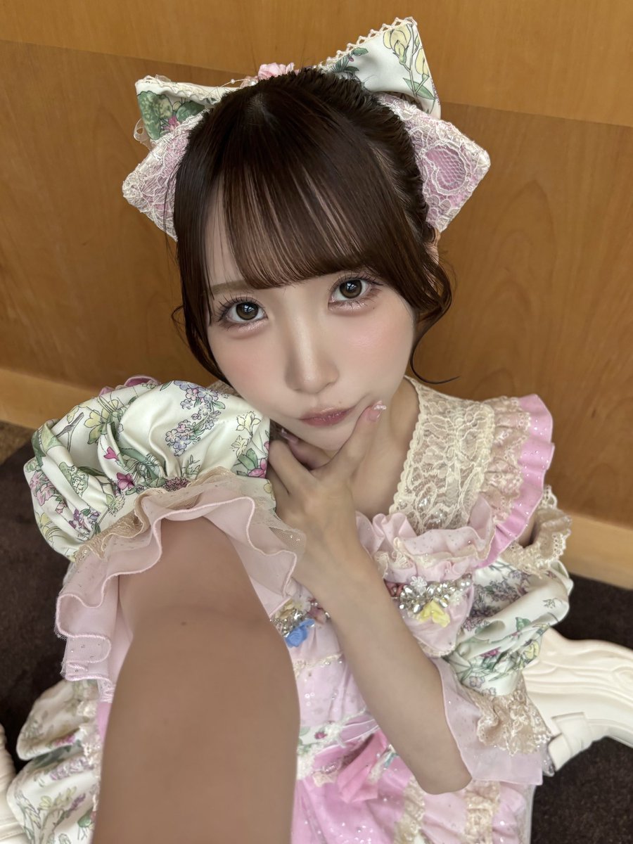 DMRC_shiori's tweet photo. 私にすればいいのに💭💞 https://t.co/sNhgM87rFC