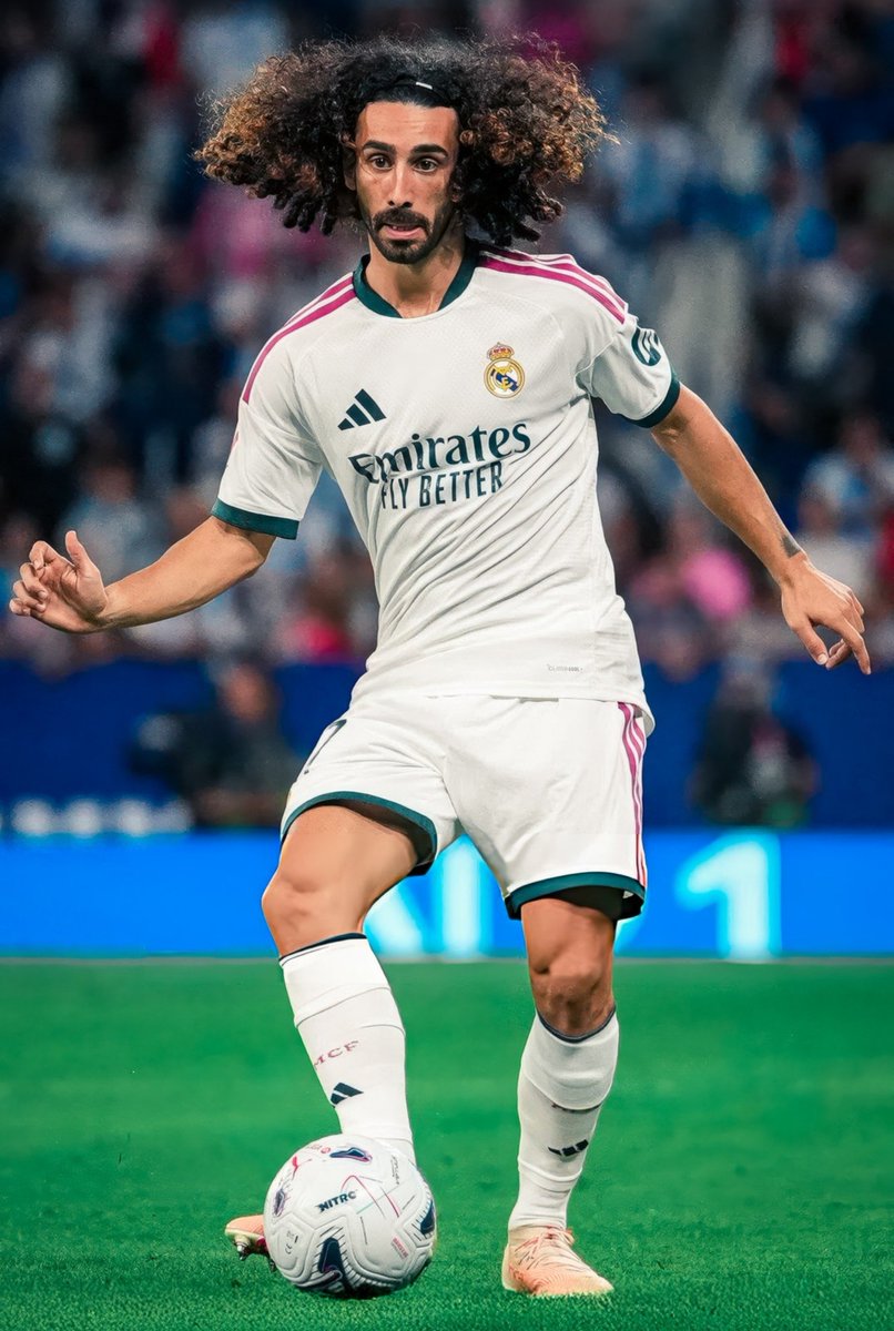 DonShelby_'s tweet photo. Cucurella parece que lleva jugando más de un lustro en el Real Madrid y la realidad es que lleva un mes y medio.

Es un fichajazo por muchos motivos. https://t.co/U5evq9AzFk